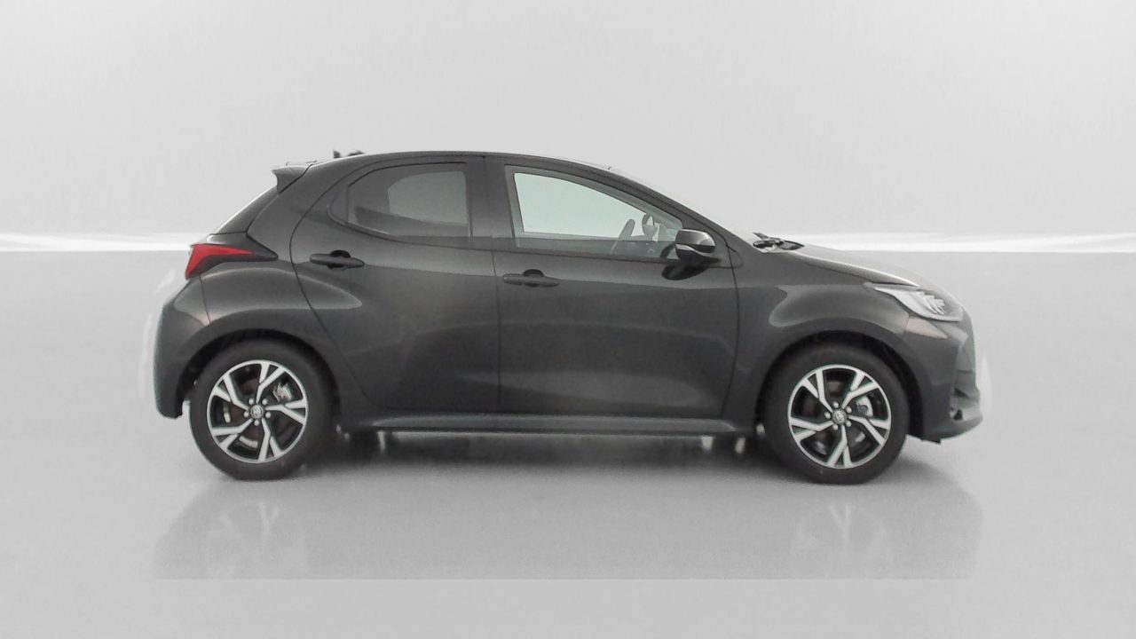 Toyota YARIS IV Hybride 116ch Design e-CVT