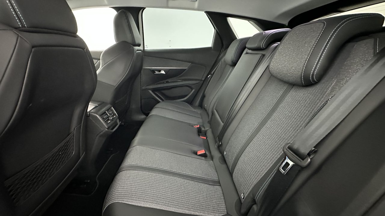 Peugeot 3008 III 1.5 BlueHDi 130ch Allure Pack EAT8