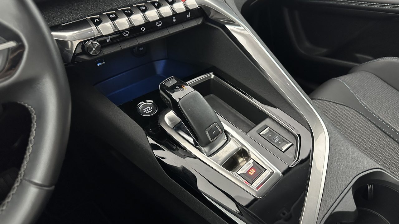 Peugeot 3008 III 1.5 BlueHDi 130ch Allure Pack EAT8