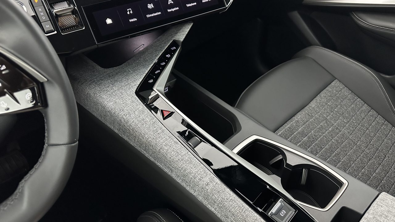 Peugeot 3008 III 1.2 Hybrid 145ch Allure e-DCS6