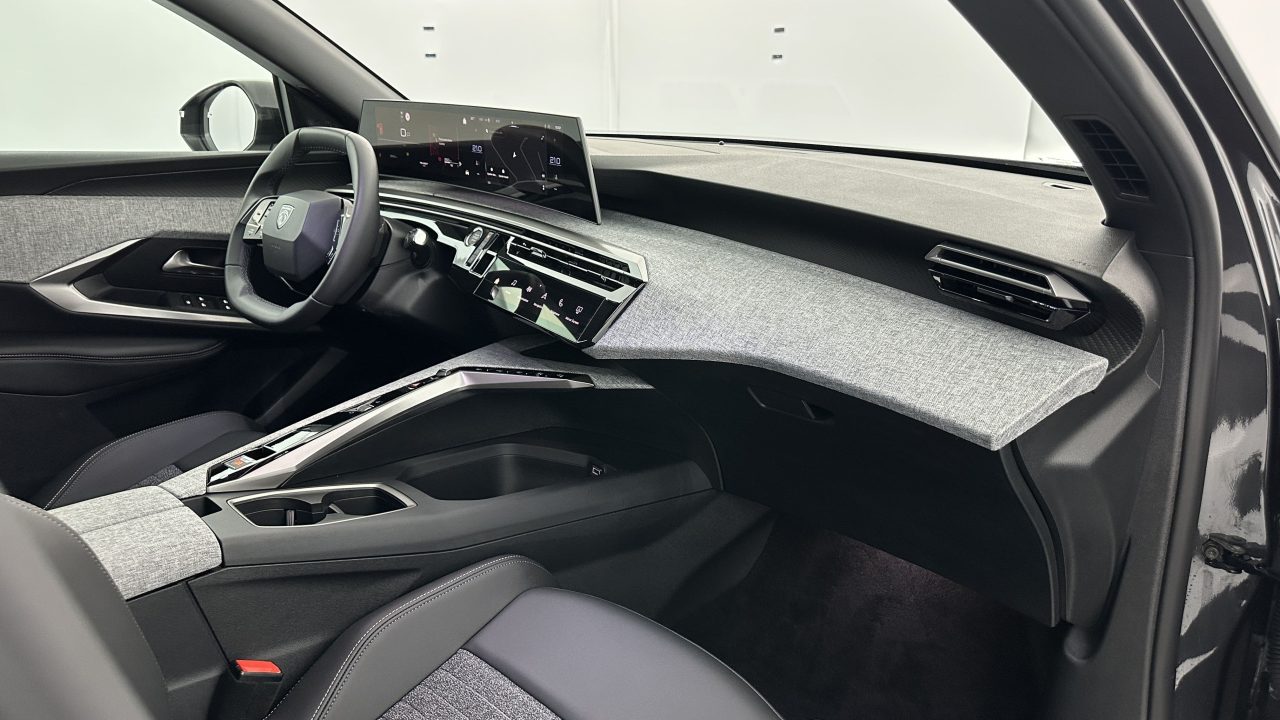 Peugeot 3008 III 1.2 Hybrid 145ch Allure e-DCS6