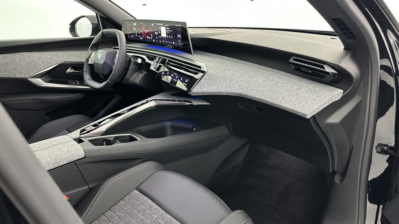 Peugeot 5008 III 1.2 Hybrid 145ch Allure e-DCS6