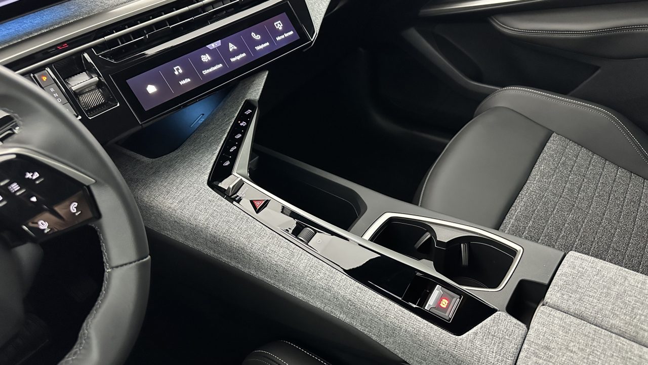 Peugeot 5008 III 1.2 Hybrid 145ch Allure e-DCS6