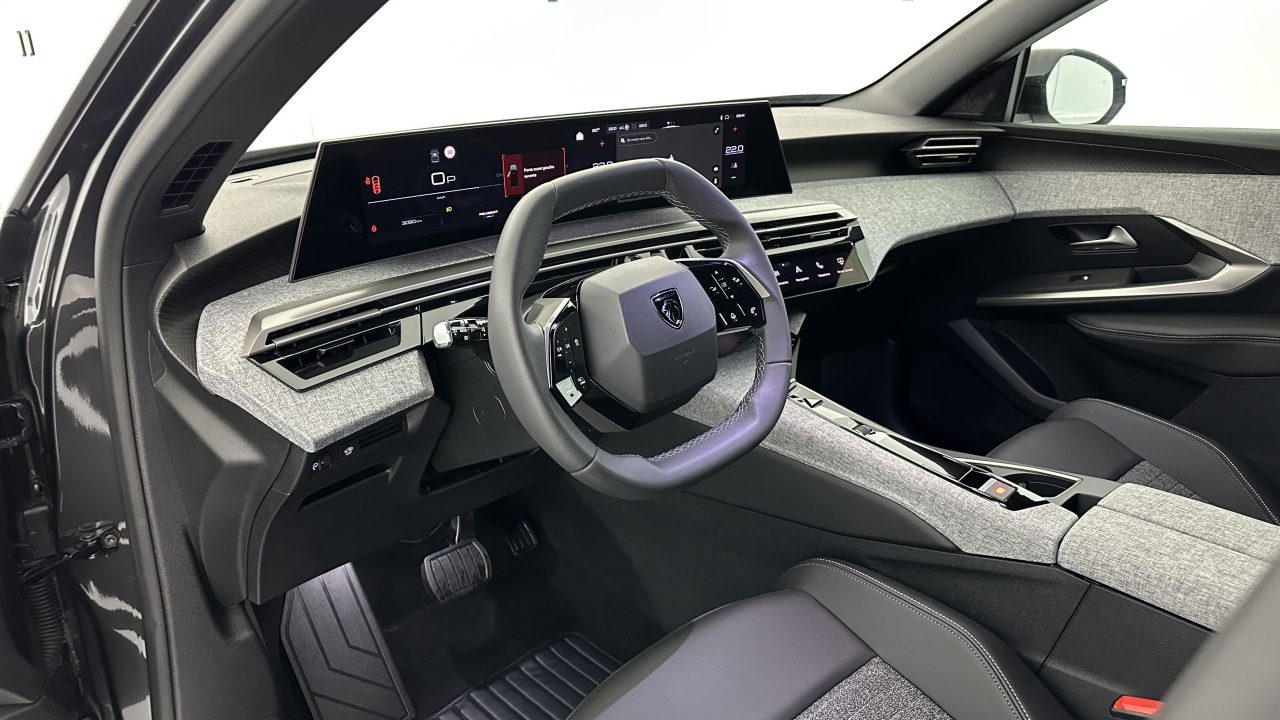 Peugeot 5008 III 1.2 Hybrid 145ch Allure e-DCS6