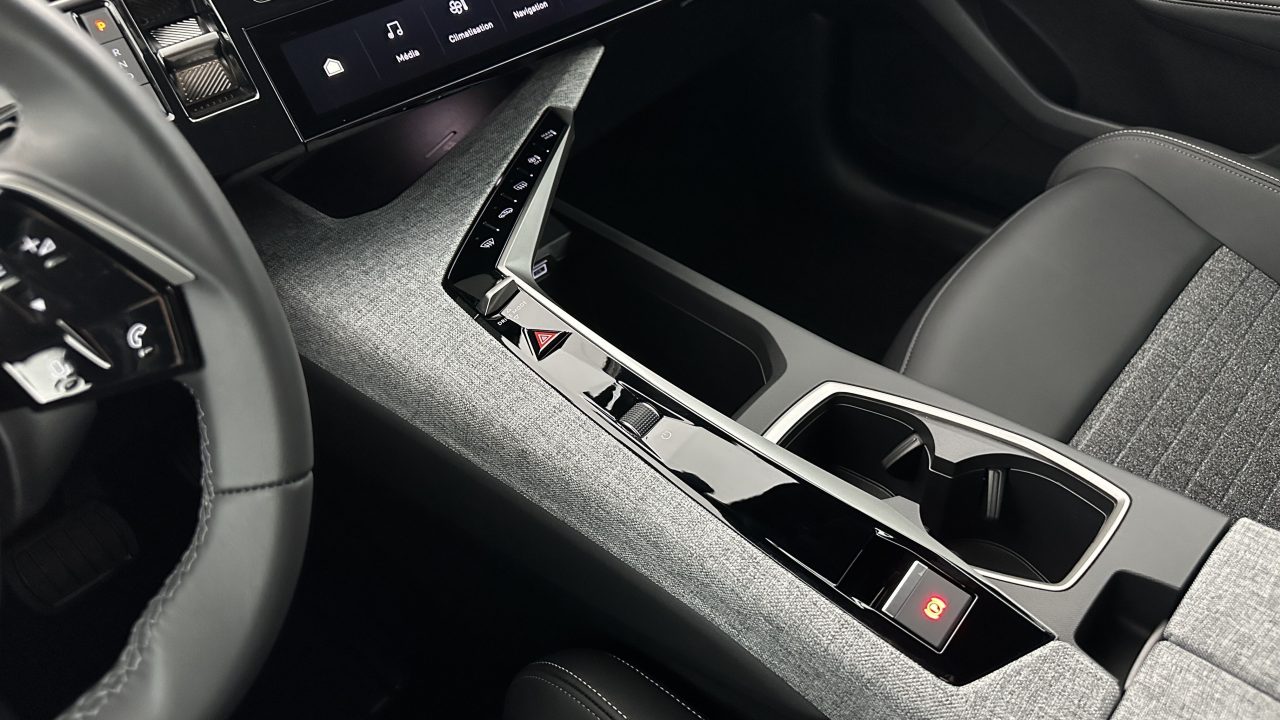 Peugeot 5008 III 1.2 Hybrid 145ch Allure e-DCS6