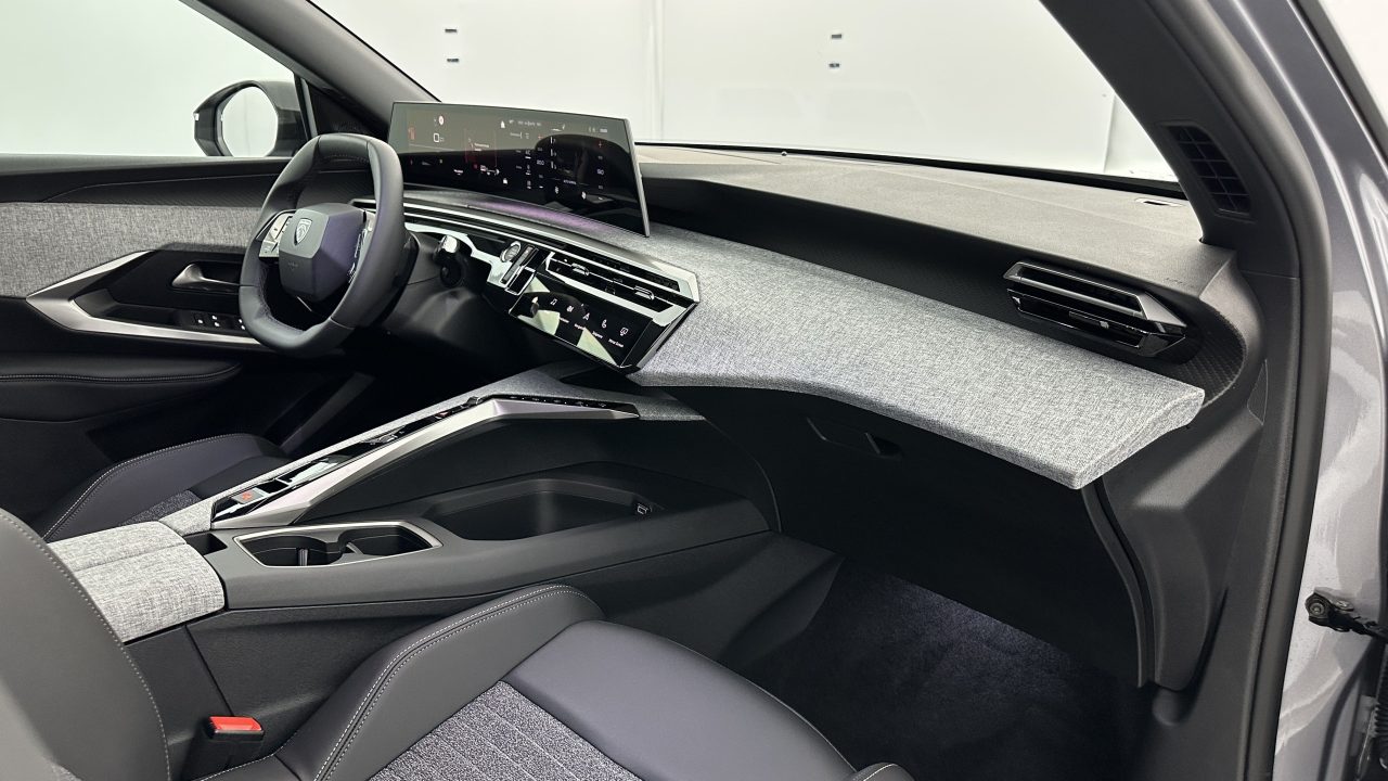 Peugeot 5008 III 1.2 Hybrid 145ch Allure e-DCS6