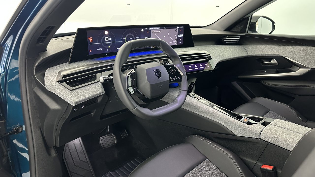 Peugeot 5008 III 1.2 Hybrid 145ch Allure e-DCS6