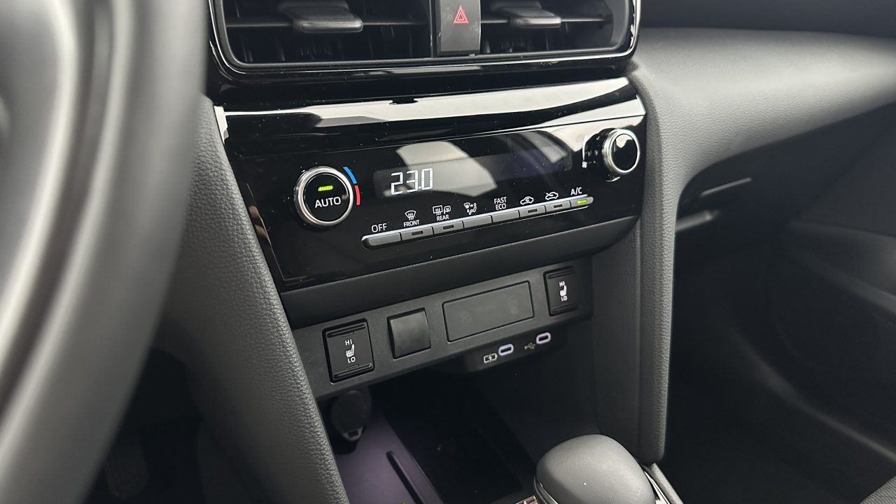 Toyota YARIS CROSS 1.5 Hybride 130h Design e-CVT