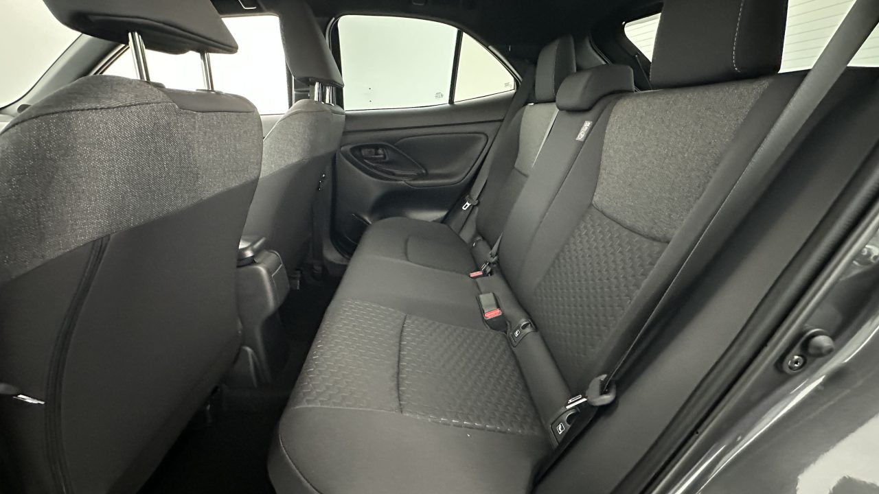 Toyota YARIS CROSS 1.5 Hybride 130h Design e-CVT