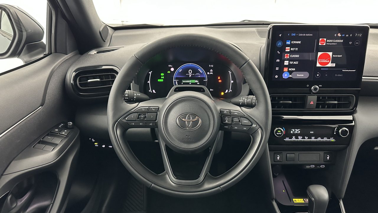 Toyota YARIS CROSS 1.5 Hybride 130h Design e-CVT