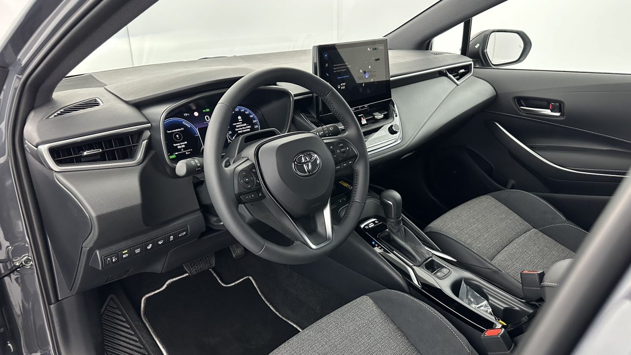 Toyota COROLLA TOURING SPORT 2.0 Hybride 178ch Design