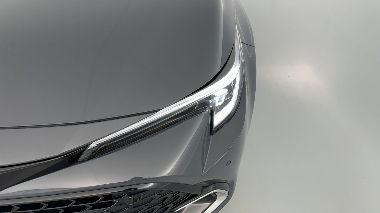 Toyota COROLLA TOURING SPORT 2.0 Hybride 178ch Design