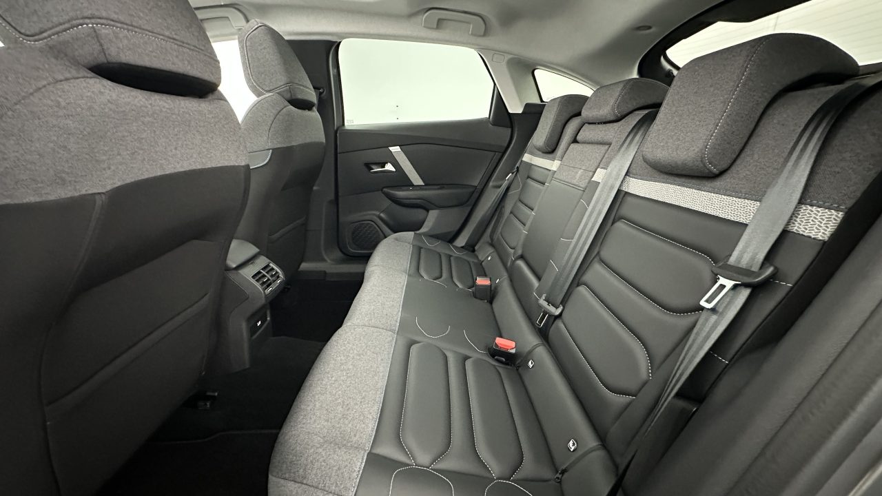 Citroen C4 III 1.2 PureTech 130ch Shine EAT8