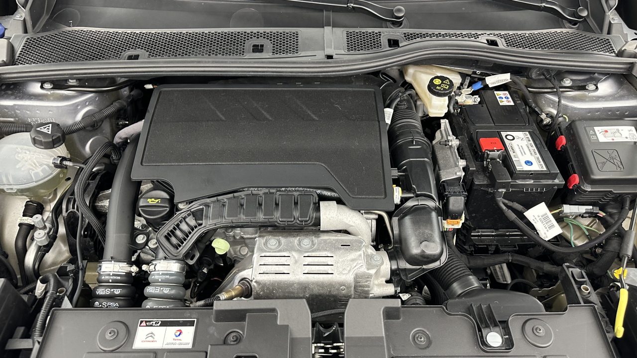 Citroen C4 III 1.2 PureTech 130ch Shine EAT8