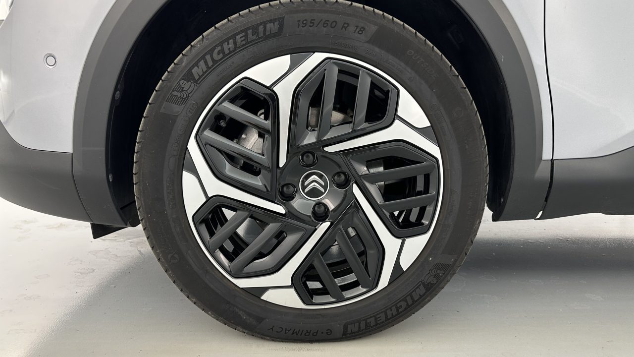 Citroen C4 III 1.2 PureTech 130ch Shine EAT8