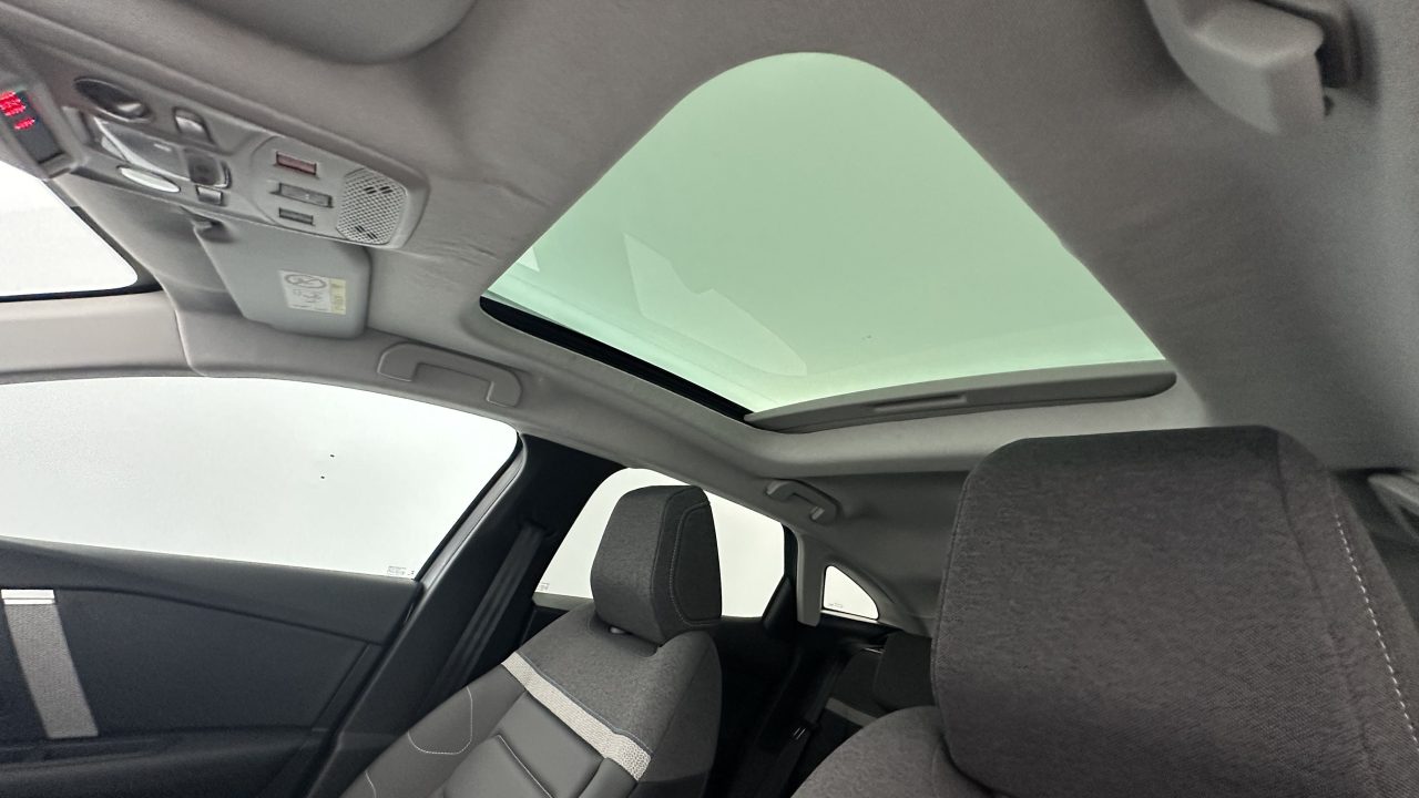 Citroen C4 III 1.2 PureTech 130ch Shine EAT8