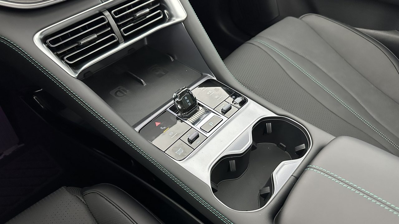 BYD SEAL U 1.5l DM-i 218ch PHEV Comfort (26kWh)