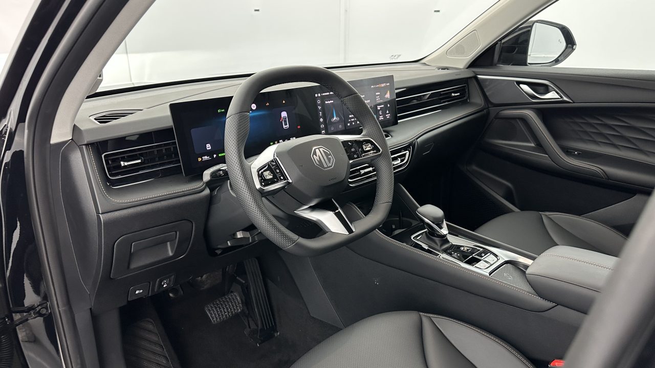 MG EHS 1.5 Hybrid+ 224ch Luxury