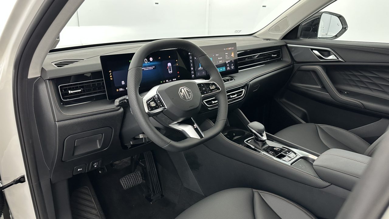 MG EHS 1.5 Hybrid+ 224ch Luxury