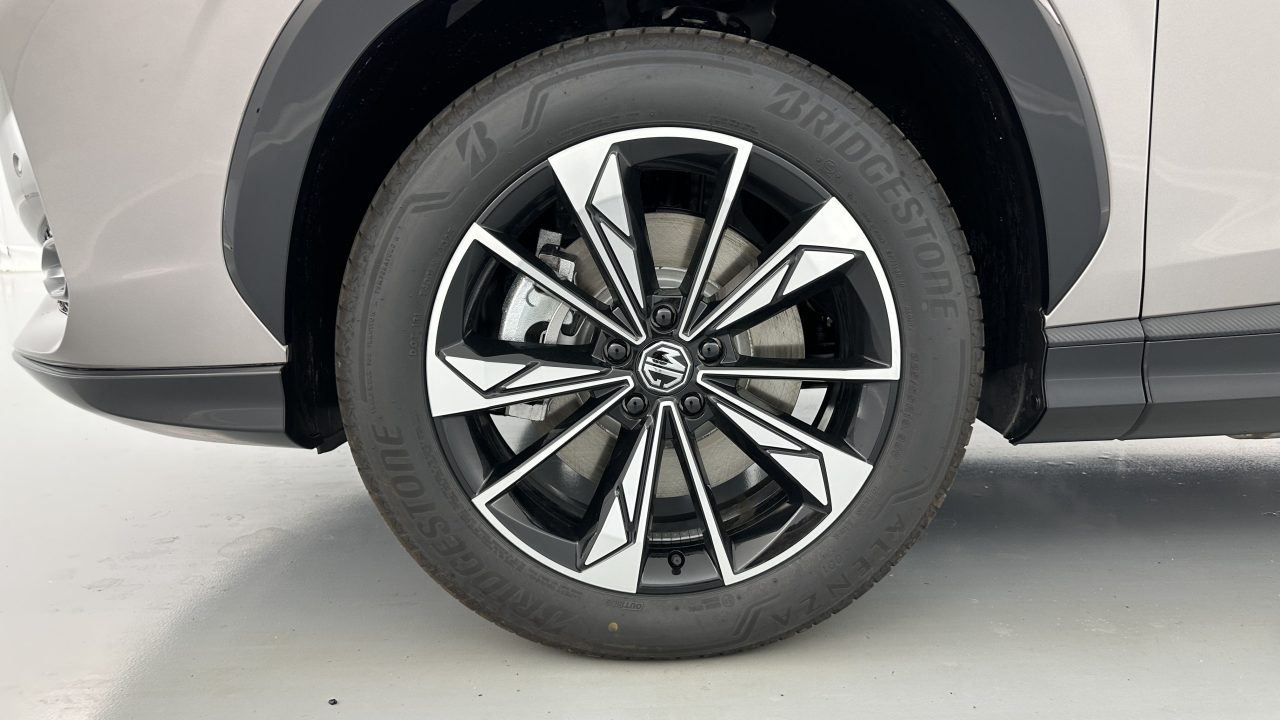 MG EHS 1.5 Hybrid+ 224ch Luxury