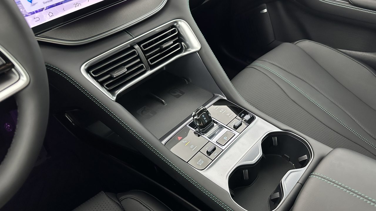 BYD SEAL U 1.5l DM-i 218ch PHEV Boost (18kWh)