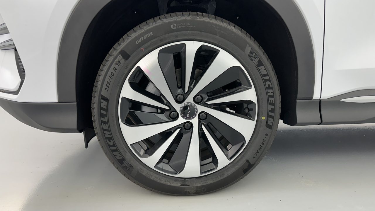 BYD SEAL U 1.5l DM-i 218ch PHEV Boost (18kWh)