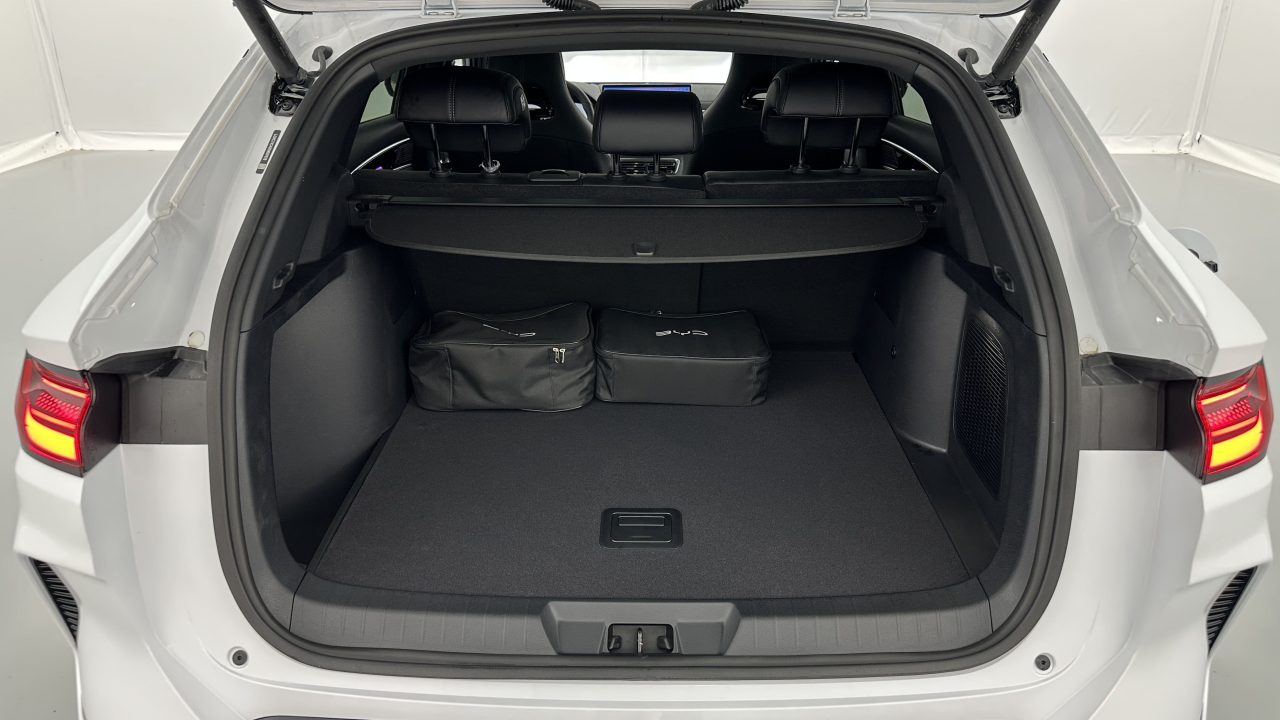 BYD SEAL U 1.5l DM-i 218ch PHEV Boost (18kWh)