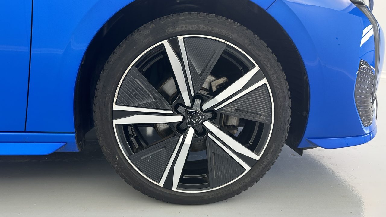 Peugeot 308 III 1.2 PureTech 130ch GT EAT8