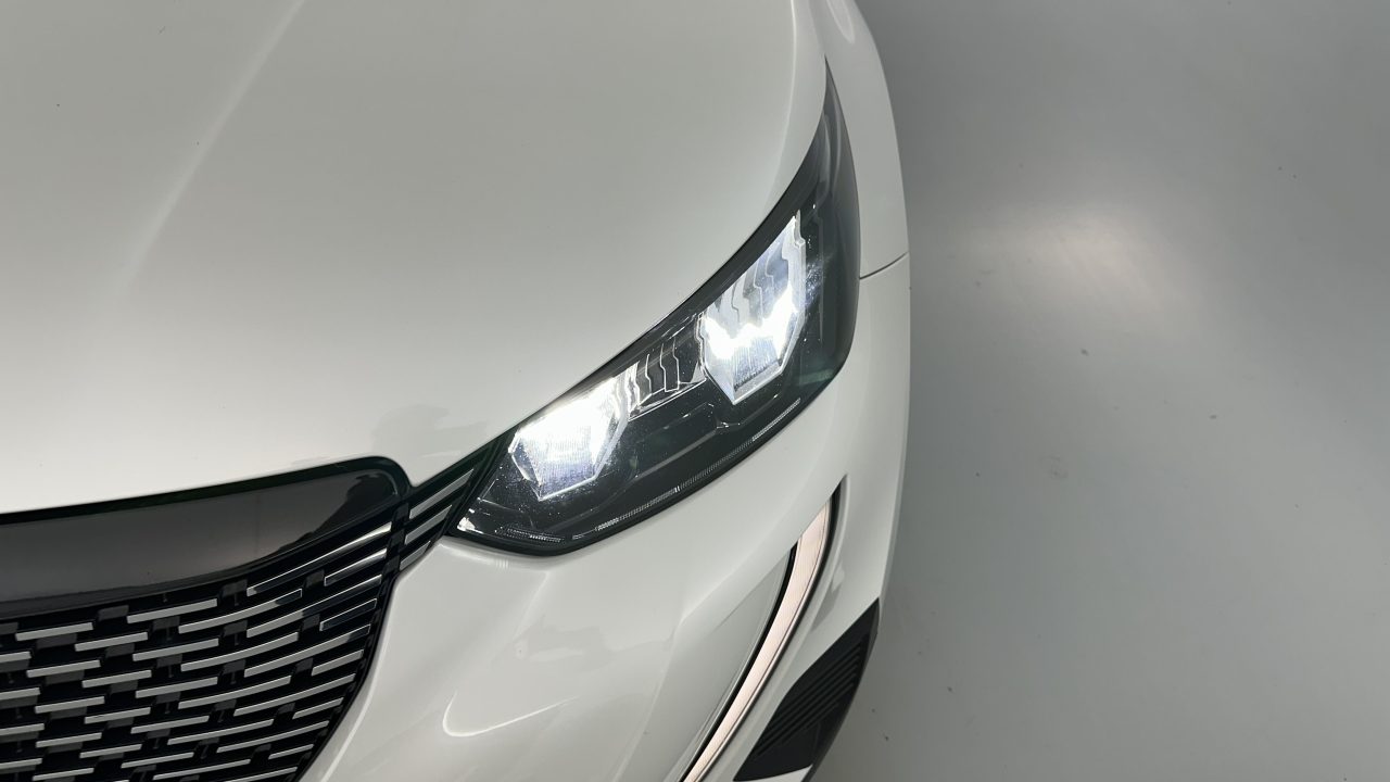 Peugeot 2008 II 1.2 PureTech 130ch Allure Pack EAT8
