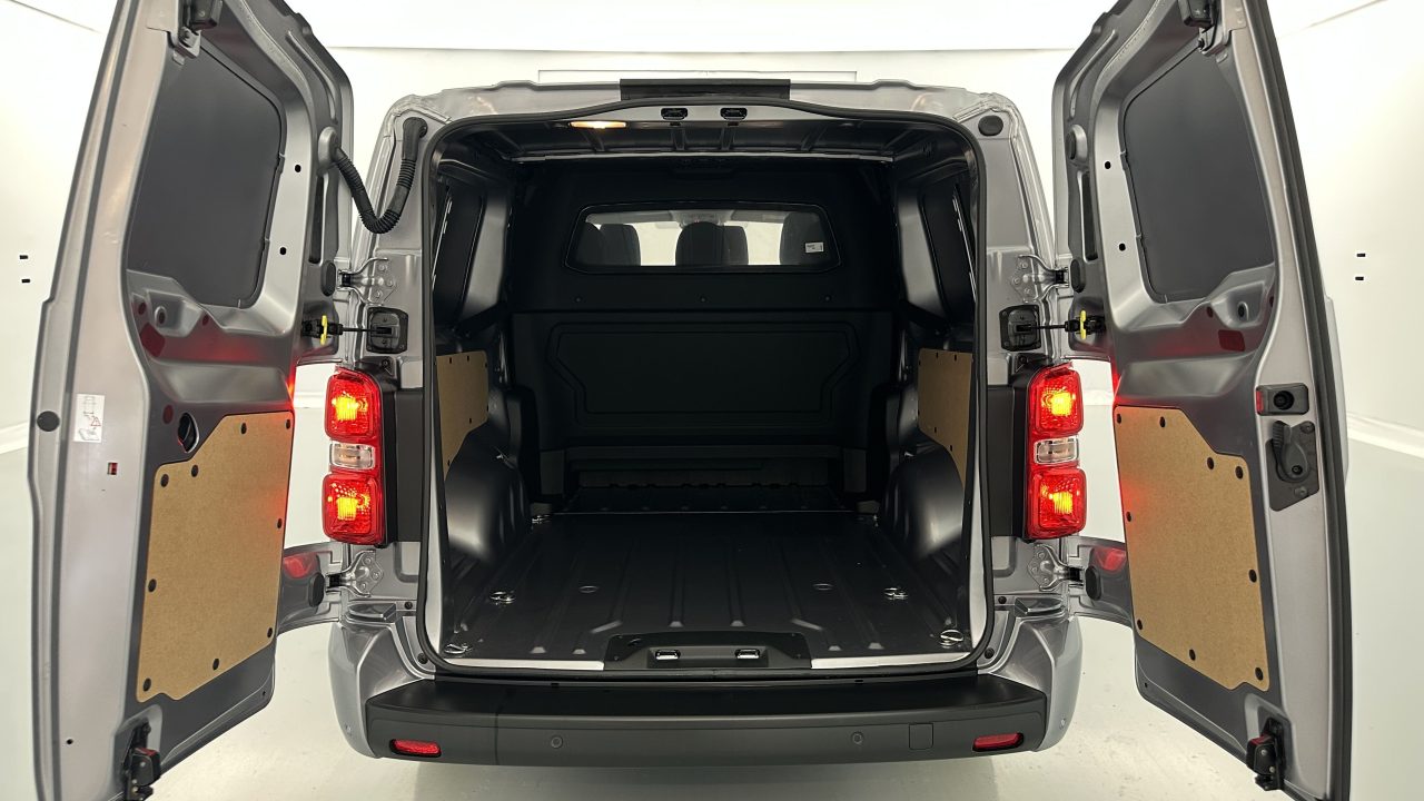 Fiat SCUDO CA XL 2.0 BlueHDi 180ch Pack Premium Connect EAT8