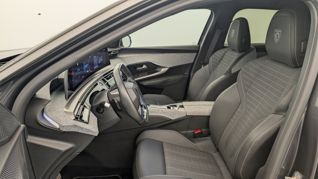 Peugeot 3008 Hybrid 145 e-DCS6 GT