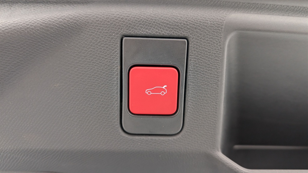 Peugeot 5008 HYBRID 145CH E-DCS6 GT
