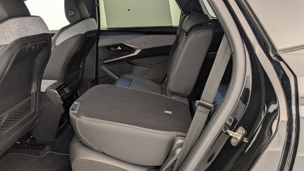 Peugeot 5008 HYBRID 145CH E-DCS6 GT