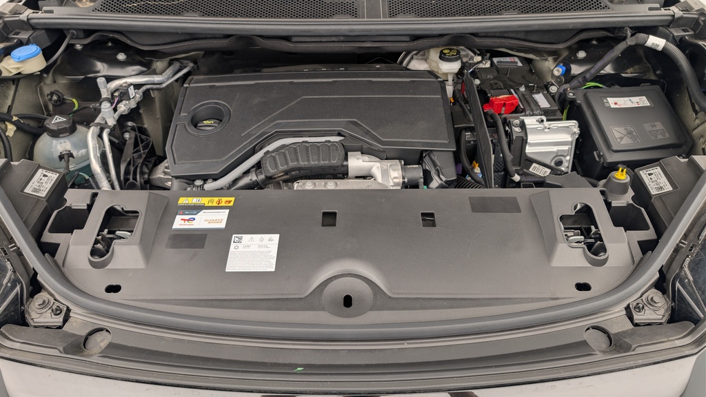 Peugeot 5008 HYBRID 145CH E-DCS6 GT