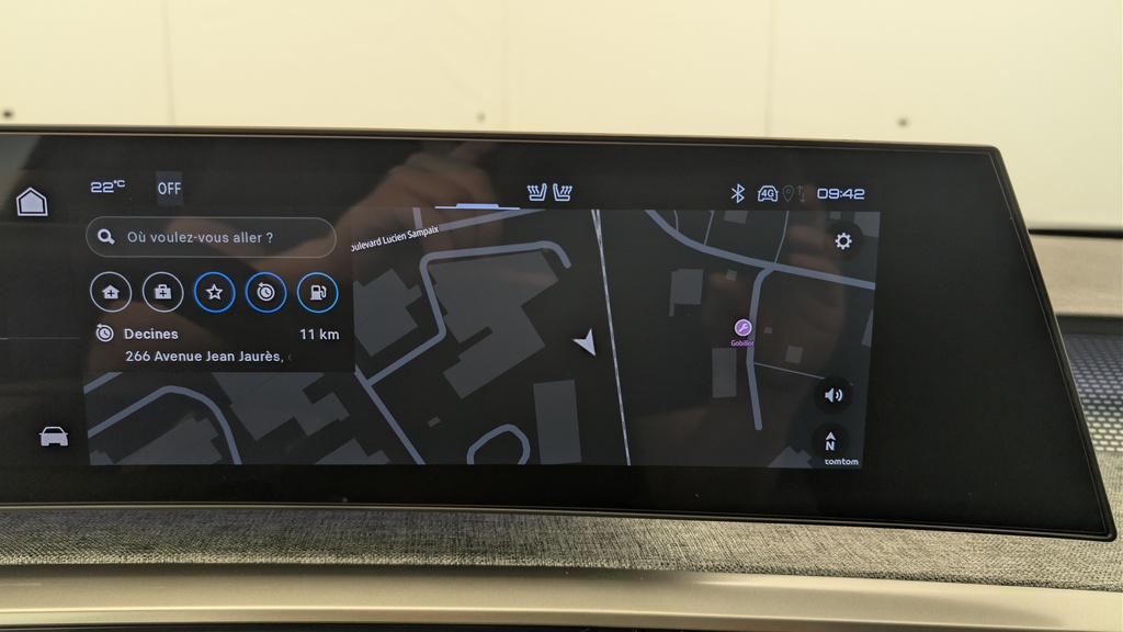 Peugeot 5008 HYBRID 145CH E-DCS6 GT