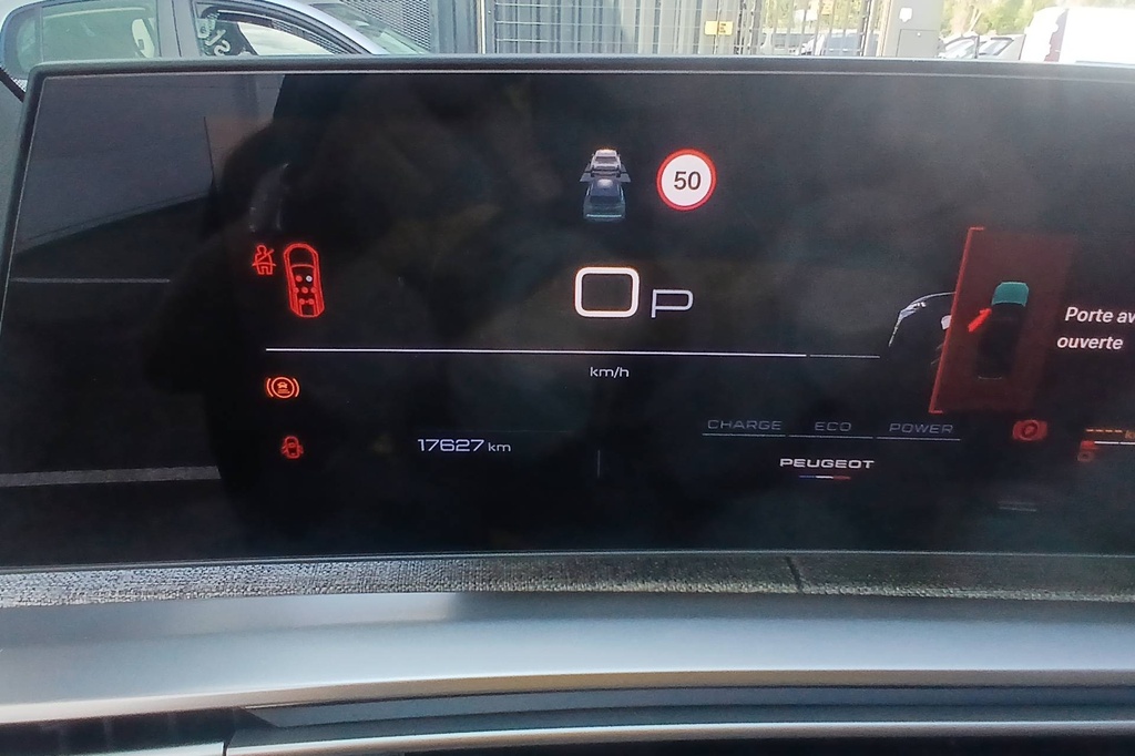 Peugeot 5008 HYBRID 145CH E-DCS6 GT