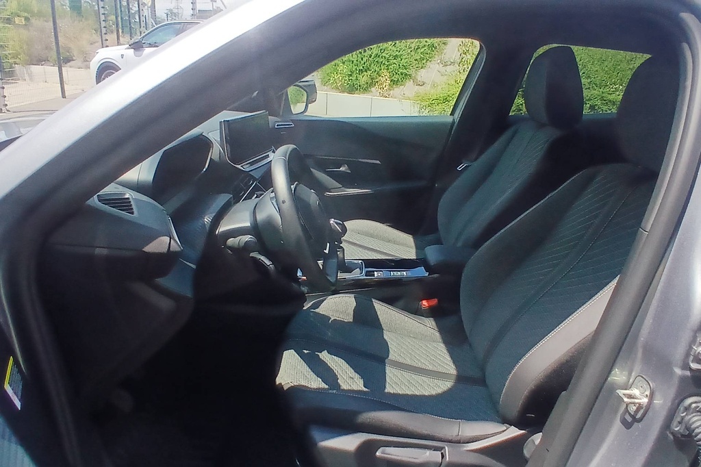 Peugeot 2008 100 S&S BVM6 Allure
