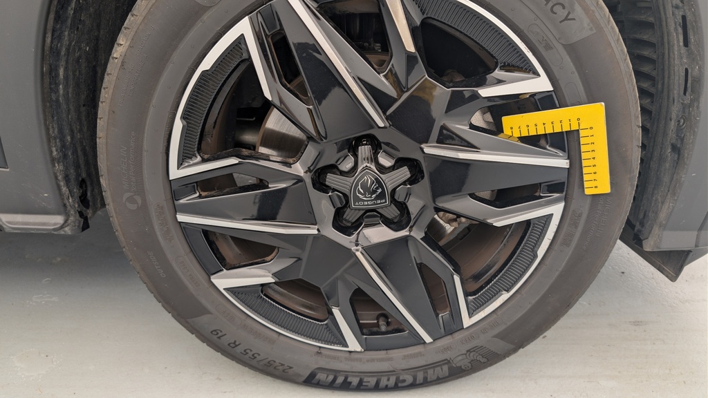 Peugeot 5008 HYBRID 145CH E-DCS6 GT
