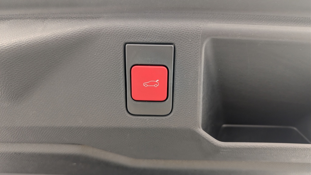 Peugeot 5008 HYBRID 145CH E-DCS6 GT