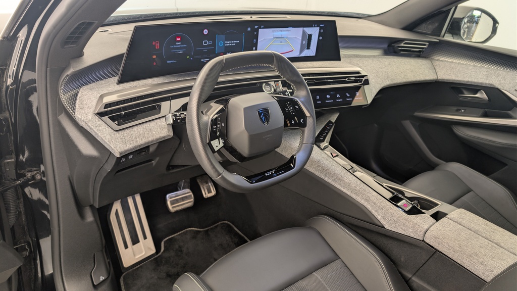 Peugeot 5008 HYBRID 145CH E-DCS6 GT