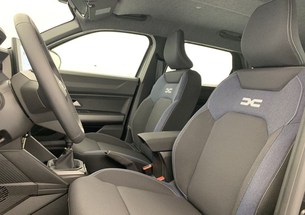 Dacia DUSTER Mild Hybrid 140 Expression