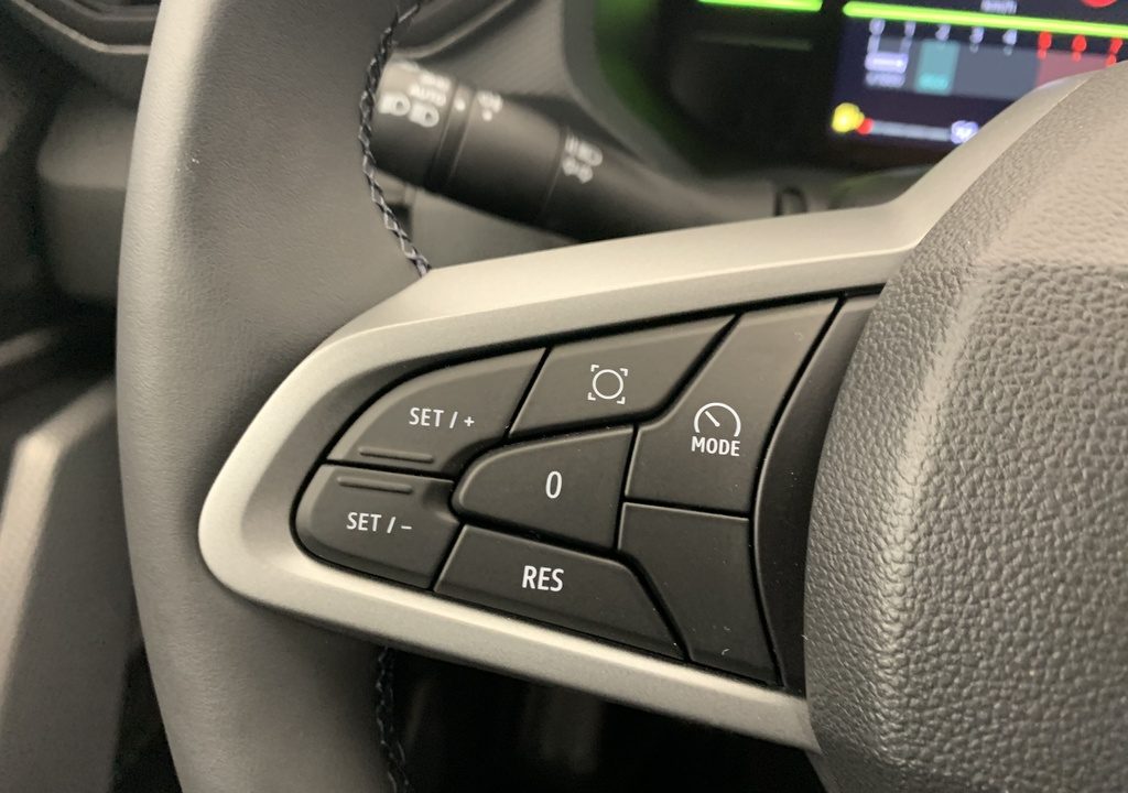 Dacia DUSTER Mild Hybrid 140 Expression