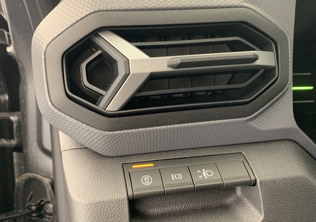 Dacia DUSTER Mild Hybrid 140 Expression