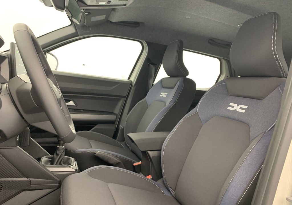 Dacia DUSTER Mild Hybrid 140 Expression