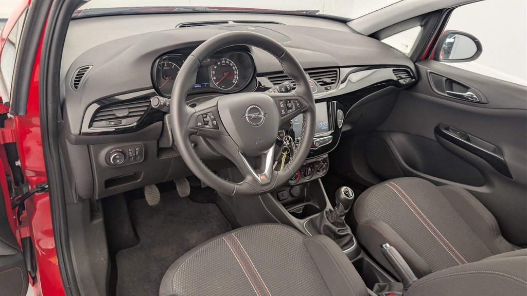 Opel Corsa 1.4 TURBO 100 CH DESIGN EDITION