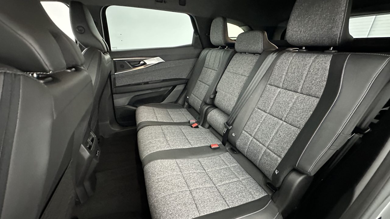 Renault ESPACE VI E-Tech full hybrid 200ch Techno