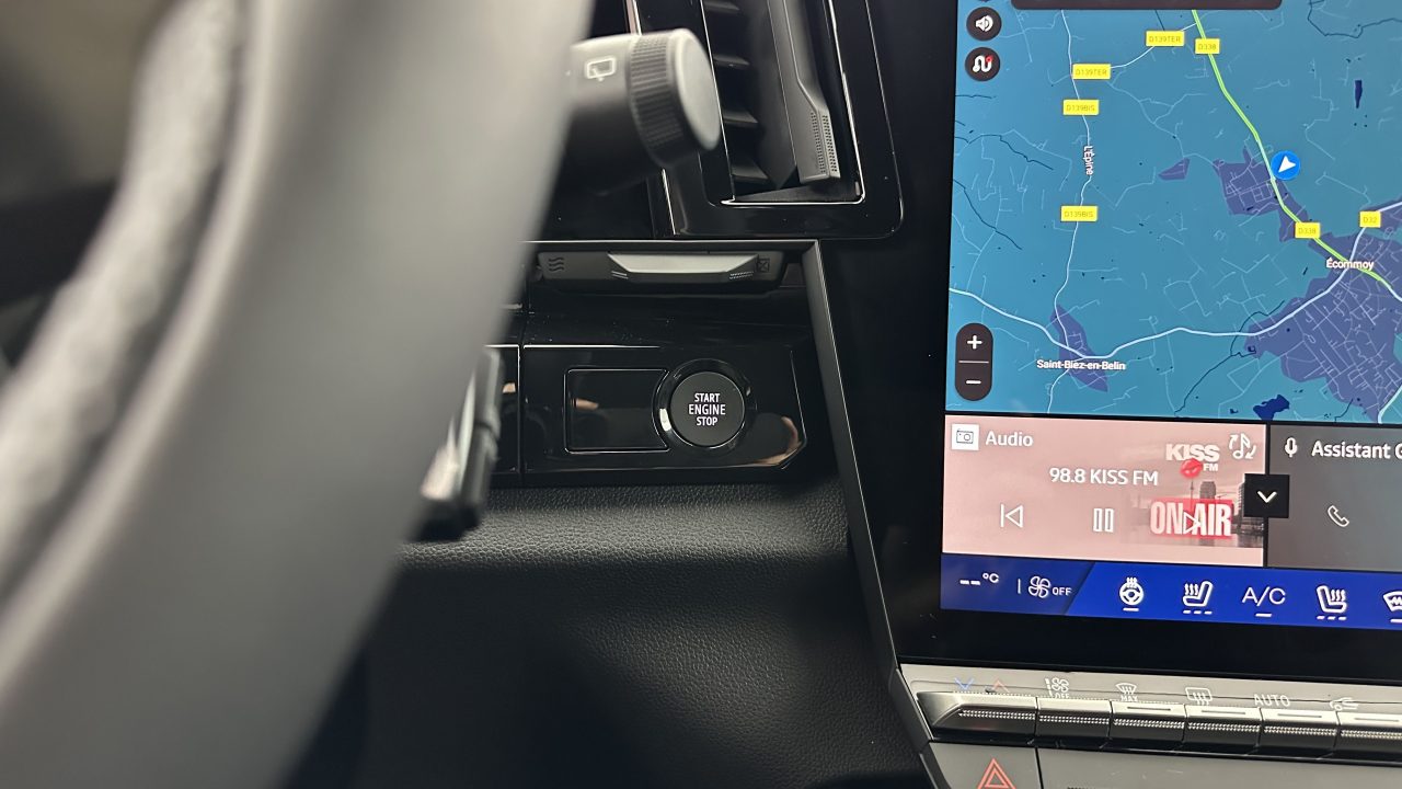 Renault ESPACE VI E-Tech full hybrid 200ch Techno