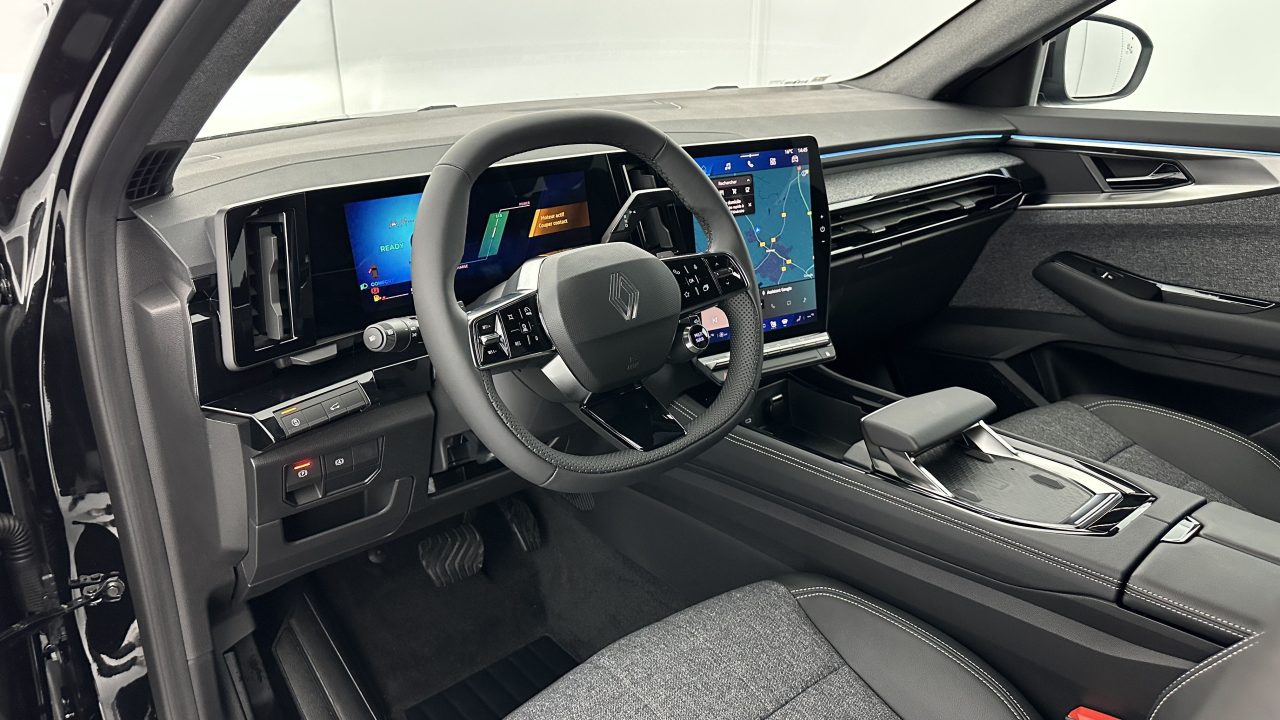Renault ESPACE VI E-Tech full hybrid 200ch Techno