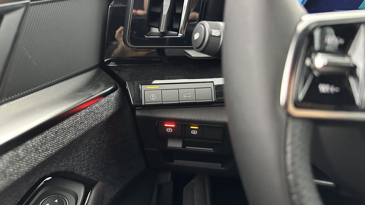 Renault ESPACE VI E-Tech full hybrid 200ch Techno