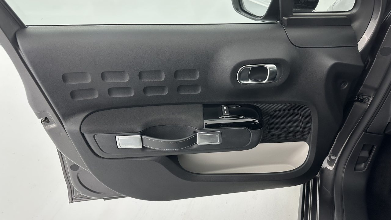 Citroen C3 III 1.2 PureTech 110ch Shine